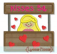 Kissing Booth Girl Applique 4x4 5x7
