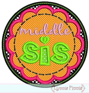 Middle Sis Applique Circle Scallop 4x4 5x7 6x10